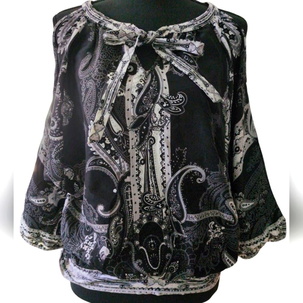 Eci Women's Paisley cold should Blouse 3/4 Sleeve size M